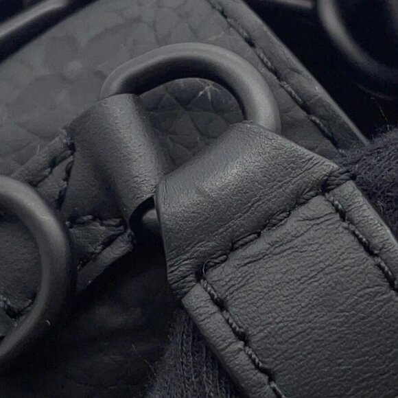 LOUIS VUITTON Steamer Wearable Wallet Monogram・Taurillon Noir M81746 - Picture 8 of 14